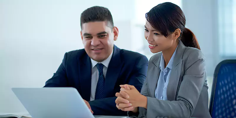 Why Partner with the Best TN Visa Consultants for Canadian Applicants for Marshall Islands?